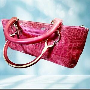 Elegant Pink Croc Handbag is really an insulated lunch bag or drink cooler.